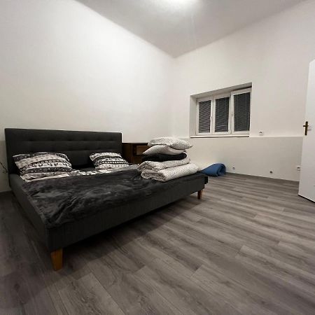 Mlynsky Ostrov Apartment 2 Zdice Ngoại thất bức ảnh