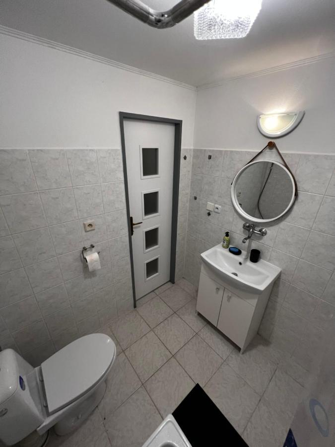 Mlynsky Ostrov Apartment 2 Zdice Ngoại thất bức ảnh