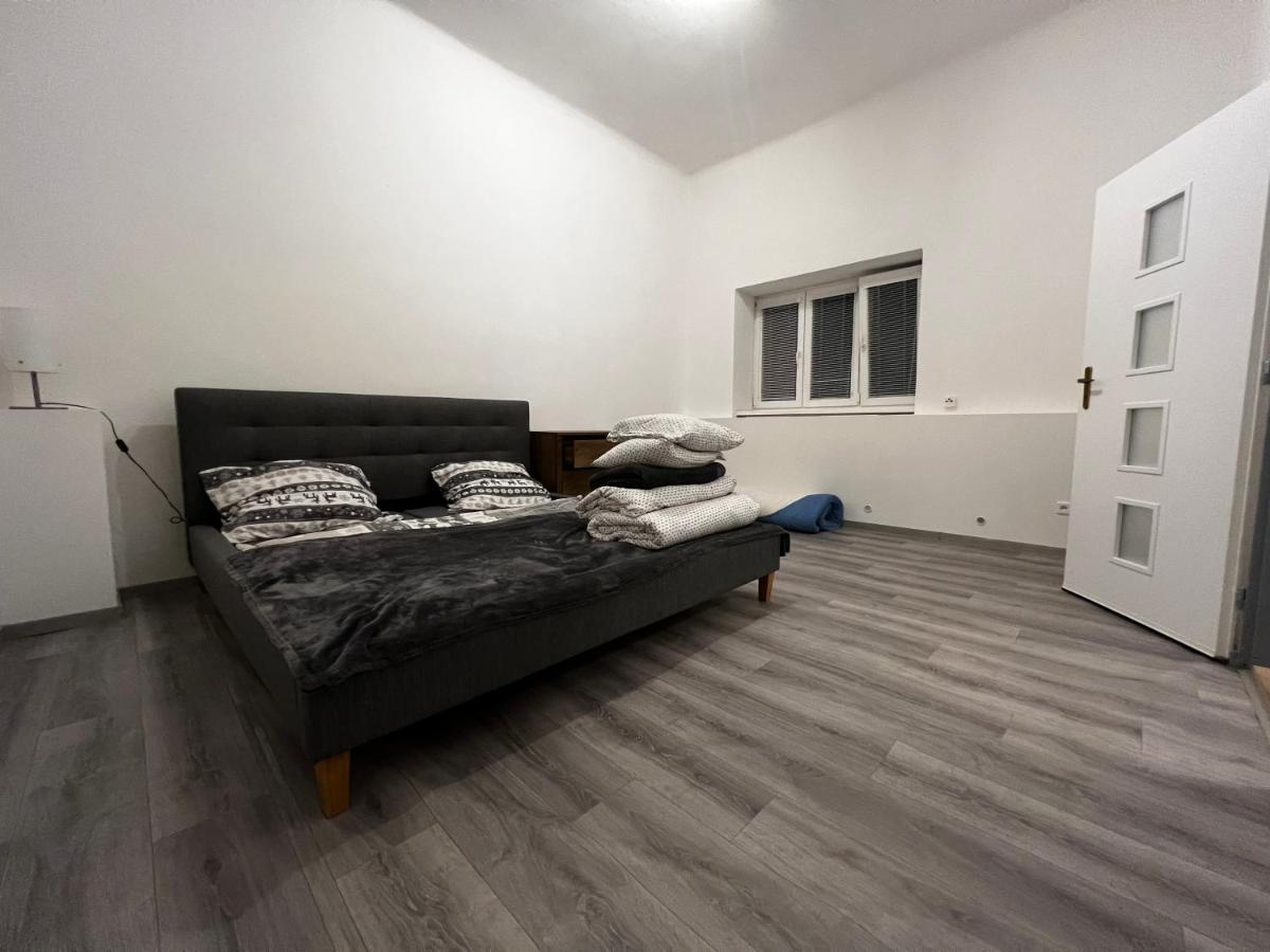 Mlynsky Ostrov Apartment 2 Zdice Ngoại thất bức ảnh