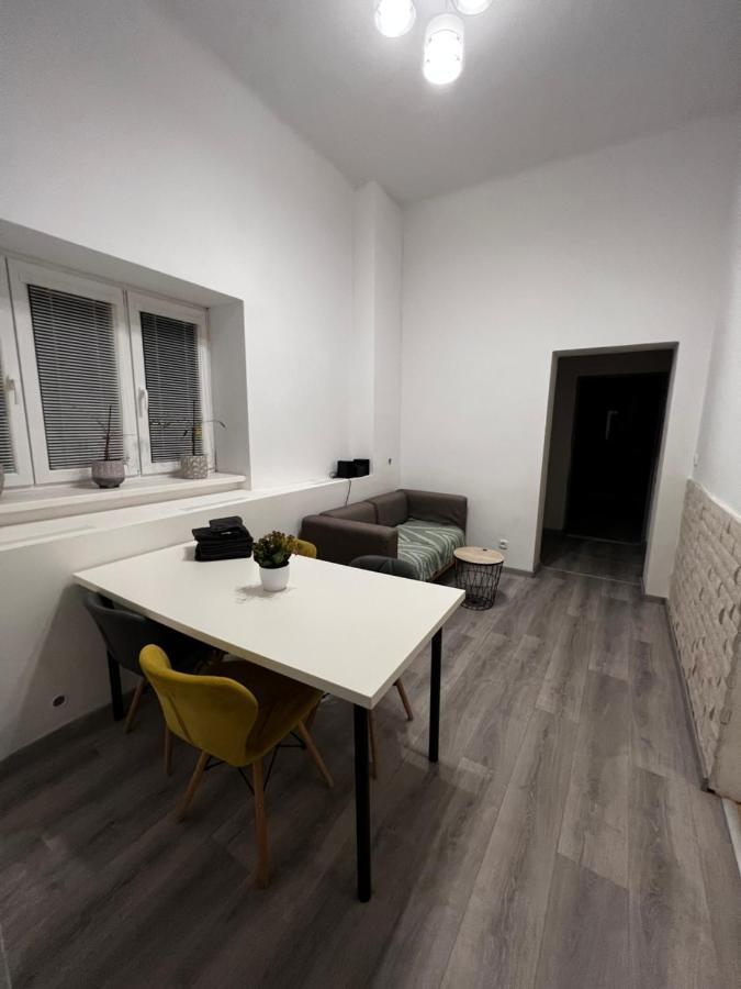 Mlynsky Ostrov Apartment 2 Zdice Ngoại thất bức ảnh